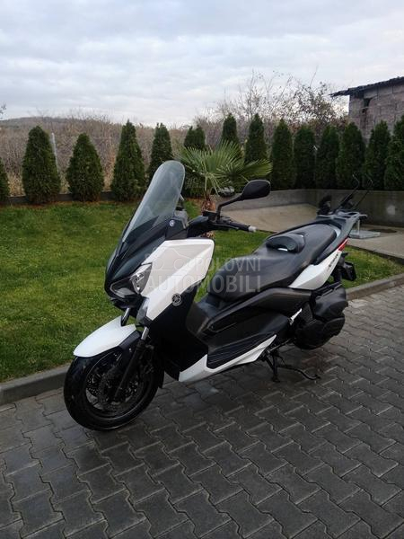Yamaha xmax 400