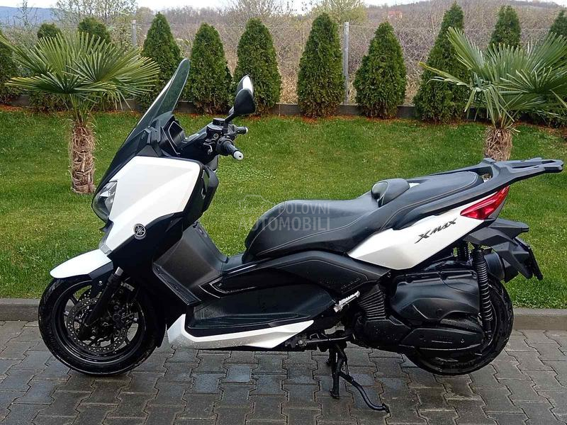 Yamaha xmax 400