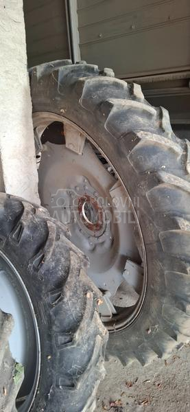 Massey Ferguson R32 r48