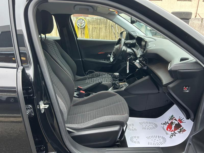 Peugeot 2008 1.2 B