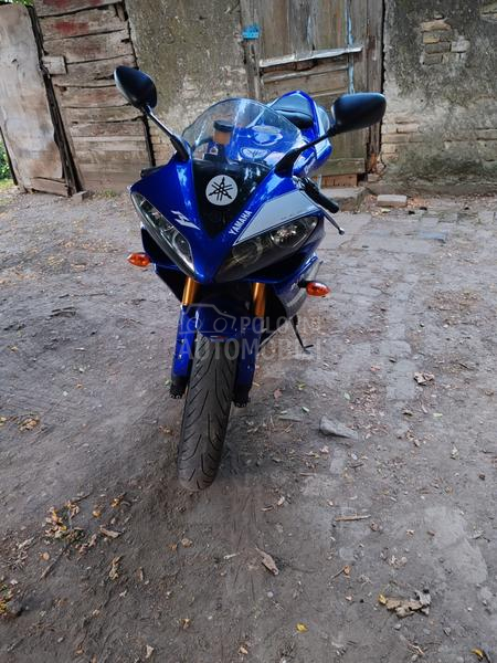 Yamaha R1