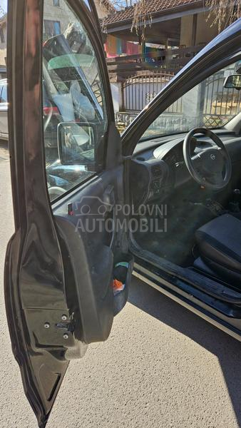 Opel Combo 1.3