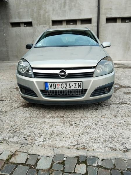 Opel Astra H 