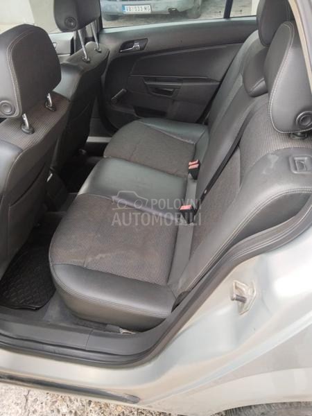 Opel Astra H 