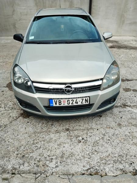 Opel Astra H 