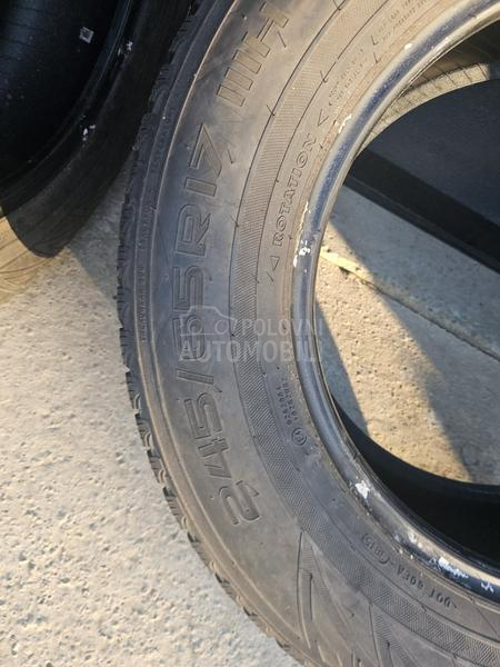 Nokian 245/65 R17 Zimska