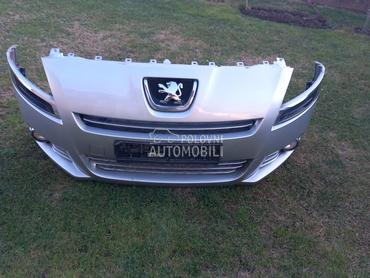 prednji branik za Peugeot 5008 od 2009. do 2014. god.