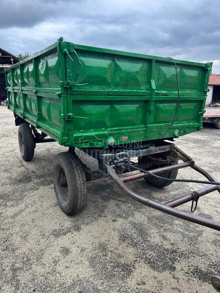 Universal 4 t kiperka