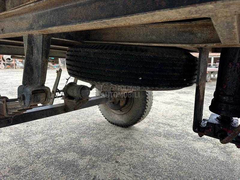 Universal 4 t kiperka