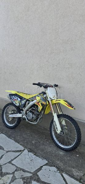 Suzuki Rmz