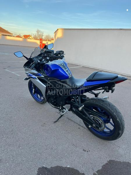 Yamaha R3