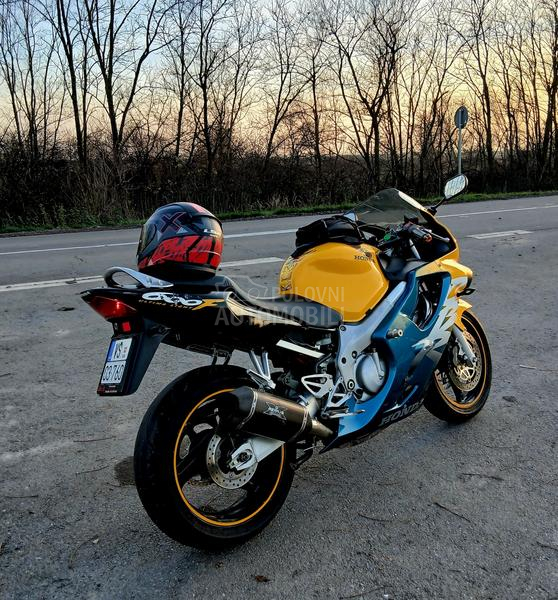 Honda CBR 600f4