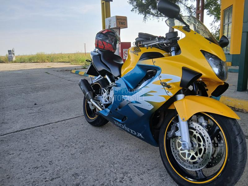 Honda CBR 600f4