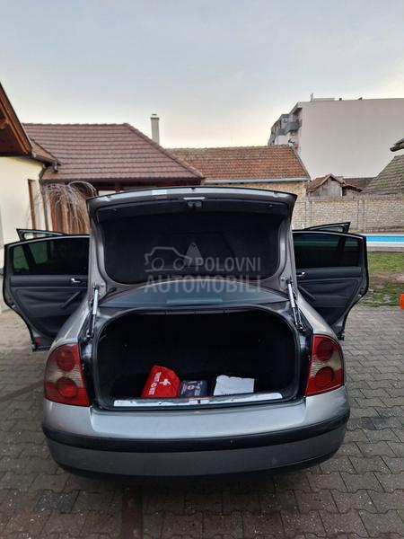 Volkswagen Passat B5.5 