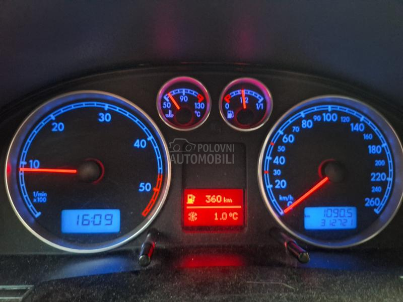 Volkswagen Passat B5.5 