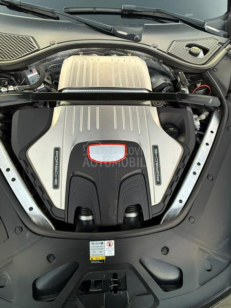 Porsche Panamera GTS
