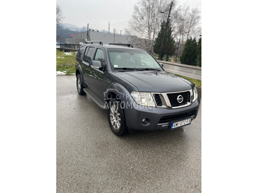 Nissan Pathfinder 