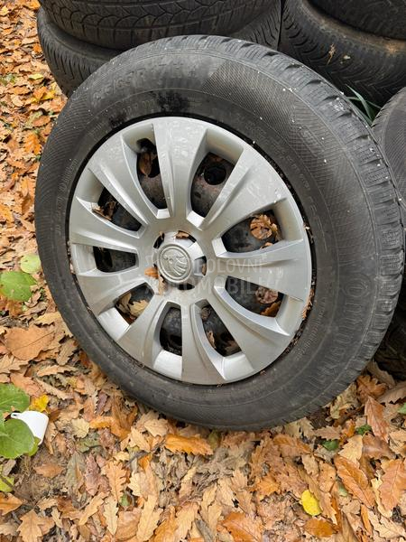 Continental 215/65 R17 Zimska