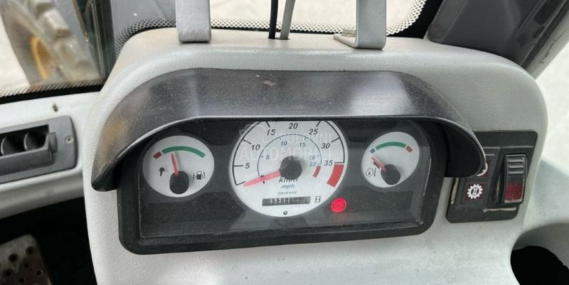 New Holland W60  BRZA SPOJKA