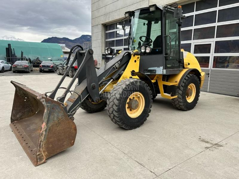 New Holland W60  BRZA SPOJKA