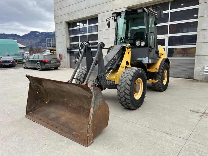 New Holland W60  BRZA SPOJKA