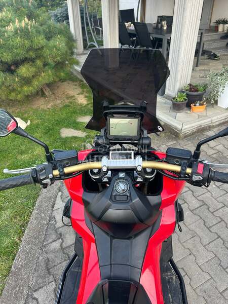 Honda X ADV 750 XADV