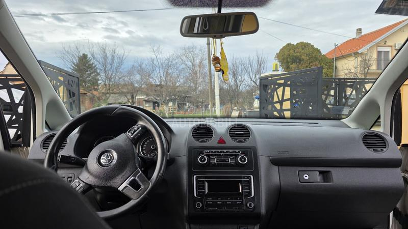 Volkswagen Caddy maxi 2.0