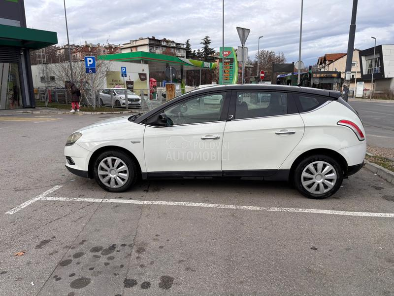 Lancia Delta 1.6 MJET