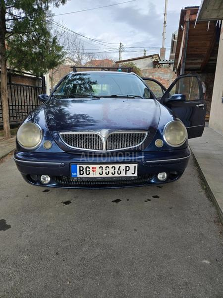Lancia Lybra 1.9