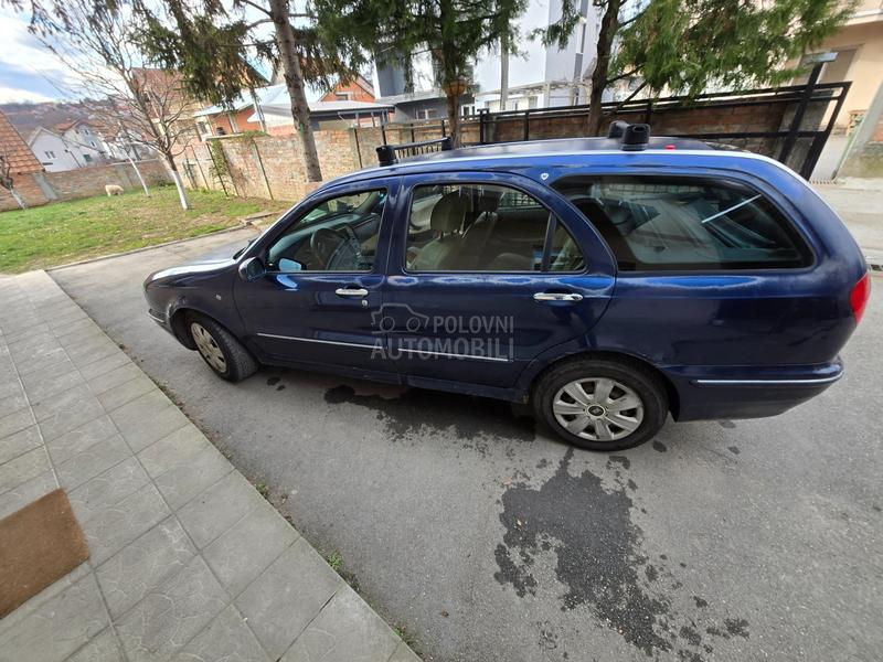 Lancia Lybra 1.9