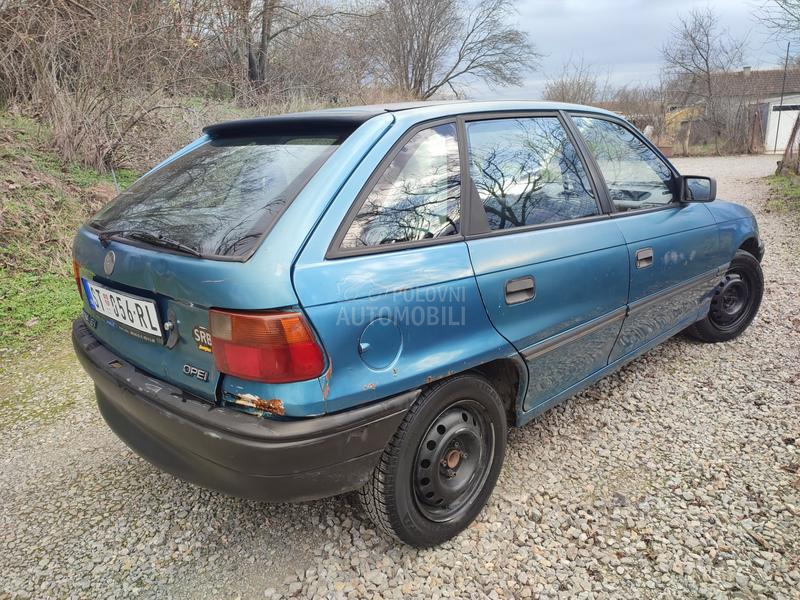 Opel Astra F 1.6
