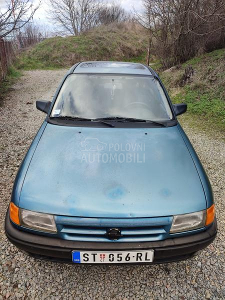Opel Astra F 1.6