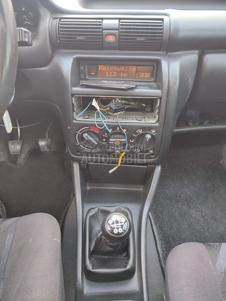 Opel Astra F 1.6