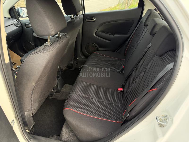 Mazda 2 1.5 GTA  PERLA  CH