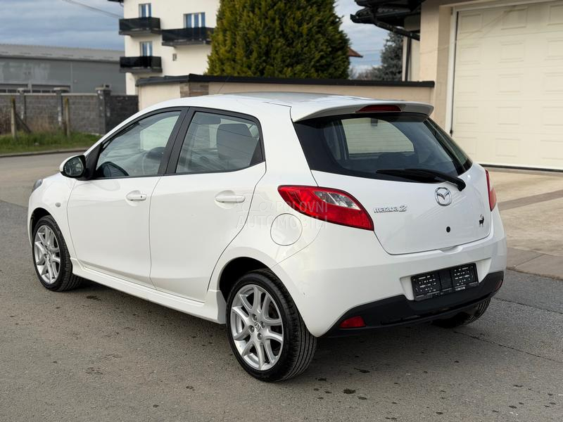 Mazda 2 1.5 GTA  PERLA  CH