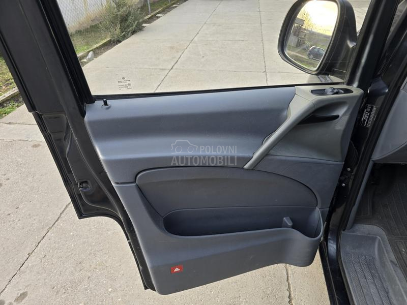 Mercedes Benz Vito 115 CDI//KOMBINOVAN//