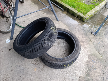 Hankook 215/45 R18 Zimska