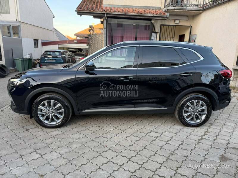 MG EHS 1.5T PHEV Luxury