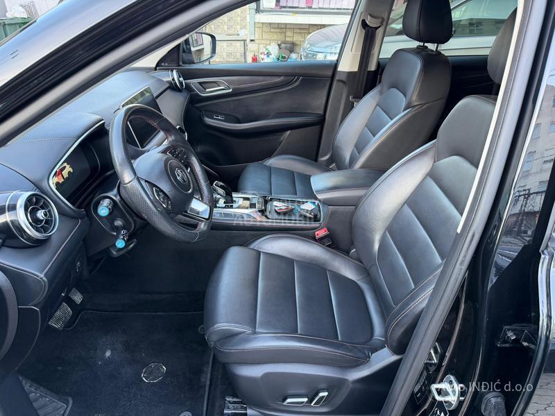 MG EHS 1.5T PHEV Luxury