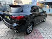 MG EHS PHEV Luxury