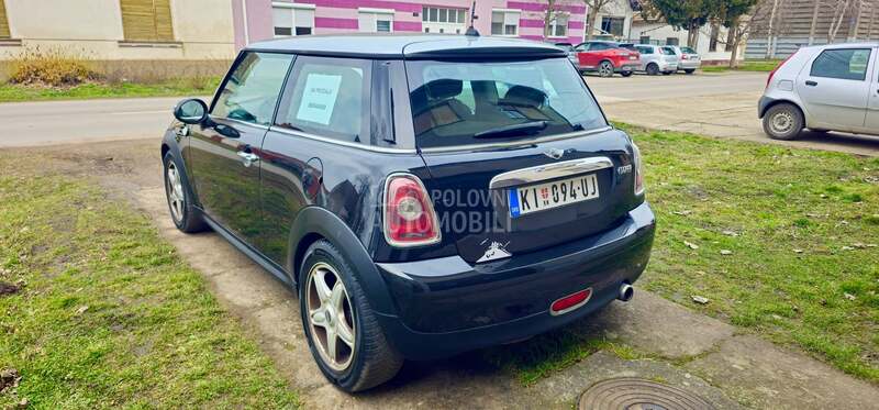 MINI Cooper 