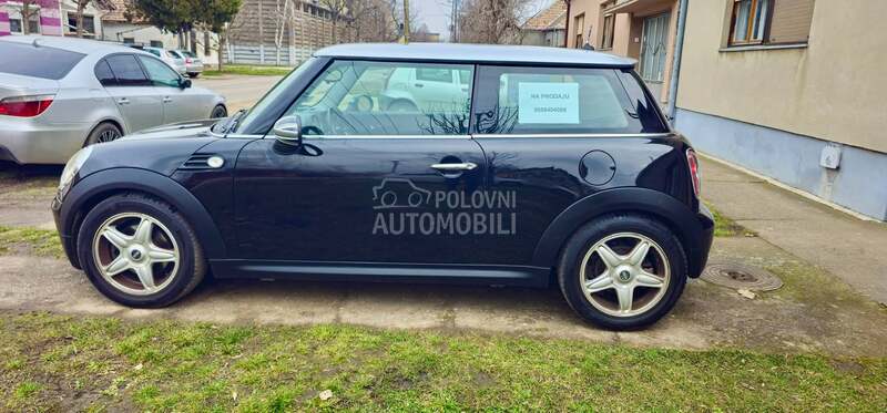 MINI Cooper 