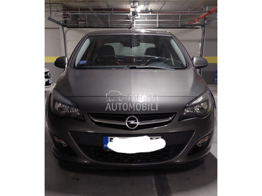 Opel Astra J 