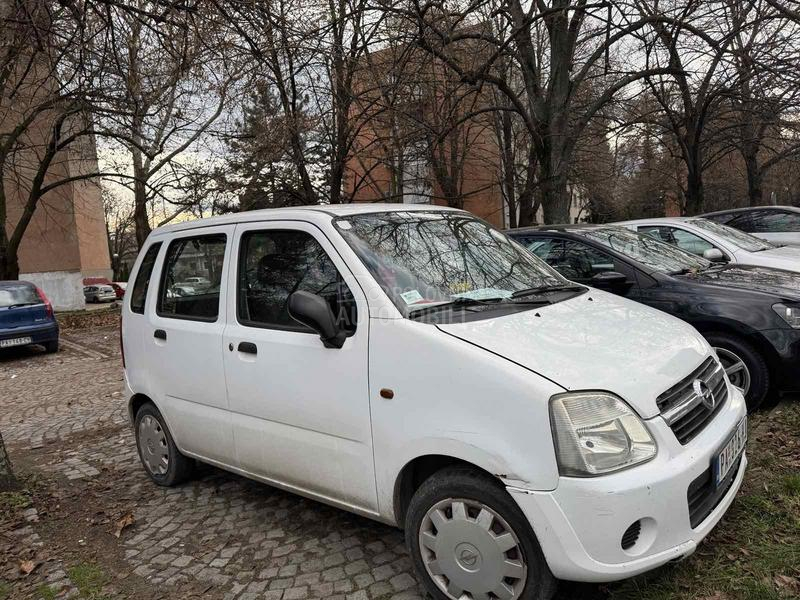 Opel Agila 1.0