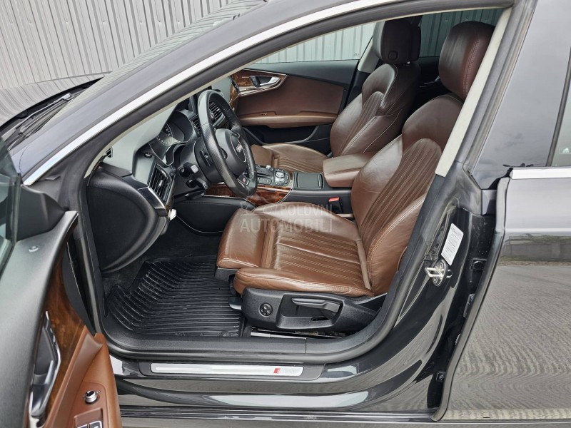 Audi A7 320k s S-line MATRIX