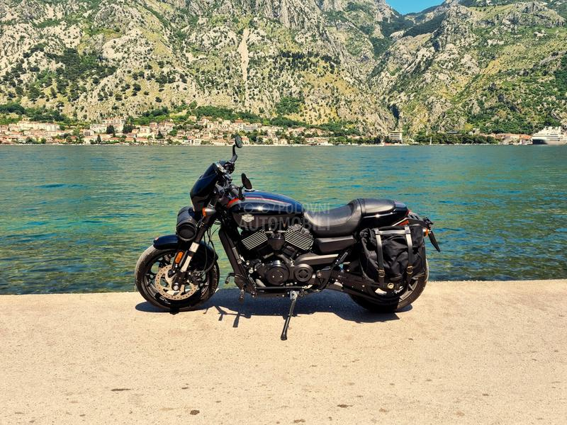 Harley Davidson Street Rod 750