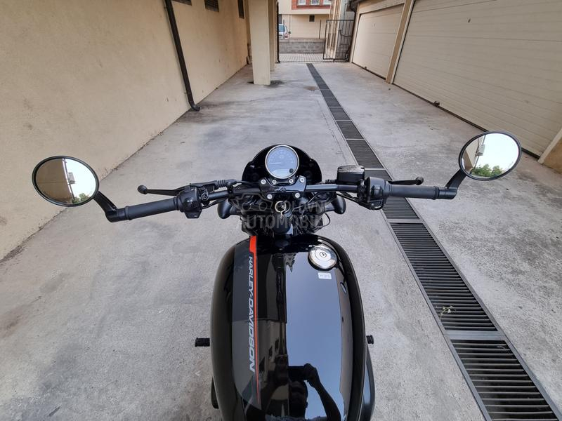 Harley Davidson Street Rod 750