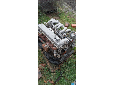 Motor Mercedesa 6 cilindara