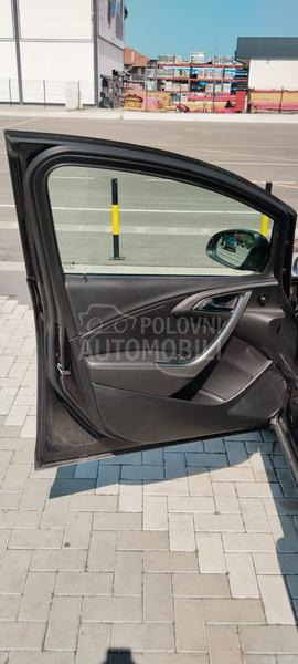 Opel Astra J 1.4 lpg