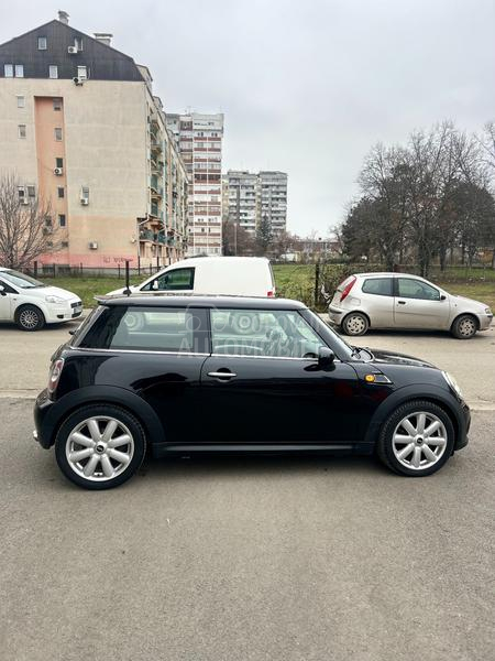 MINI One 1.6